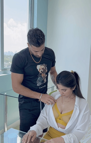 Meeti kalher Sexy Yellow Bikini trailer